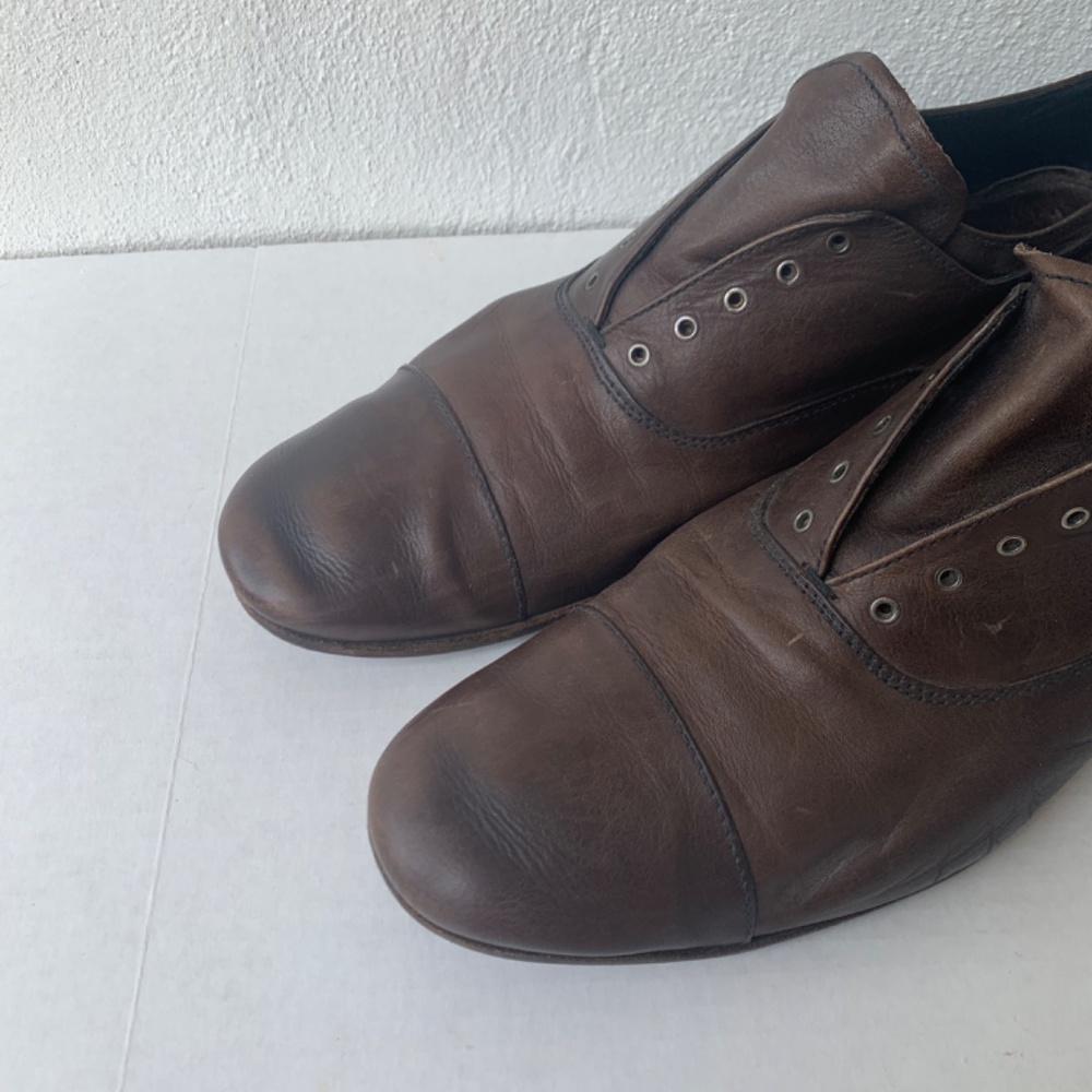 Mens Leather PRADA Laceless Oxford shoes - Picture 3 of 9